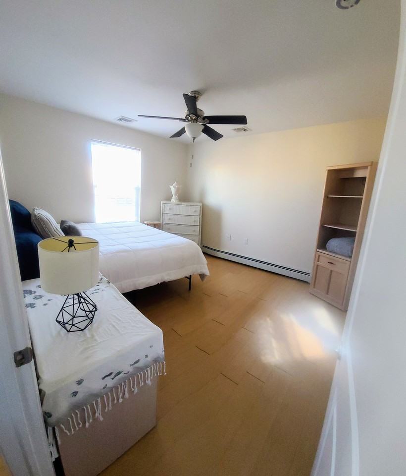 213 Sheridan Ave #NA - Photo 4 of 18