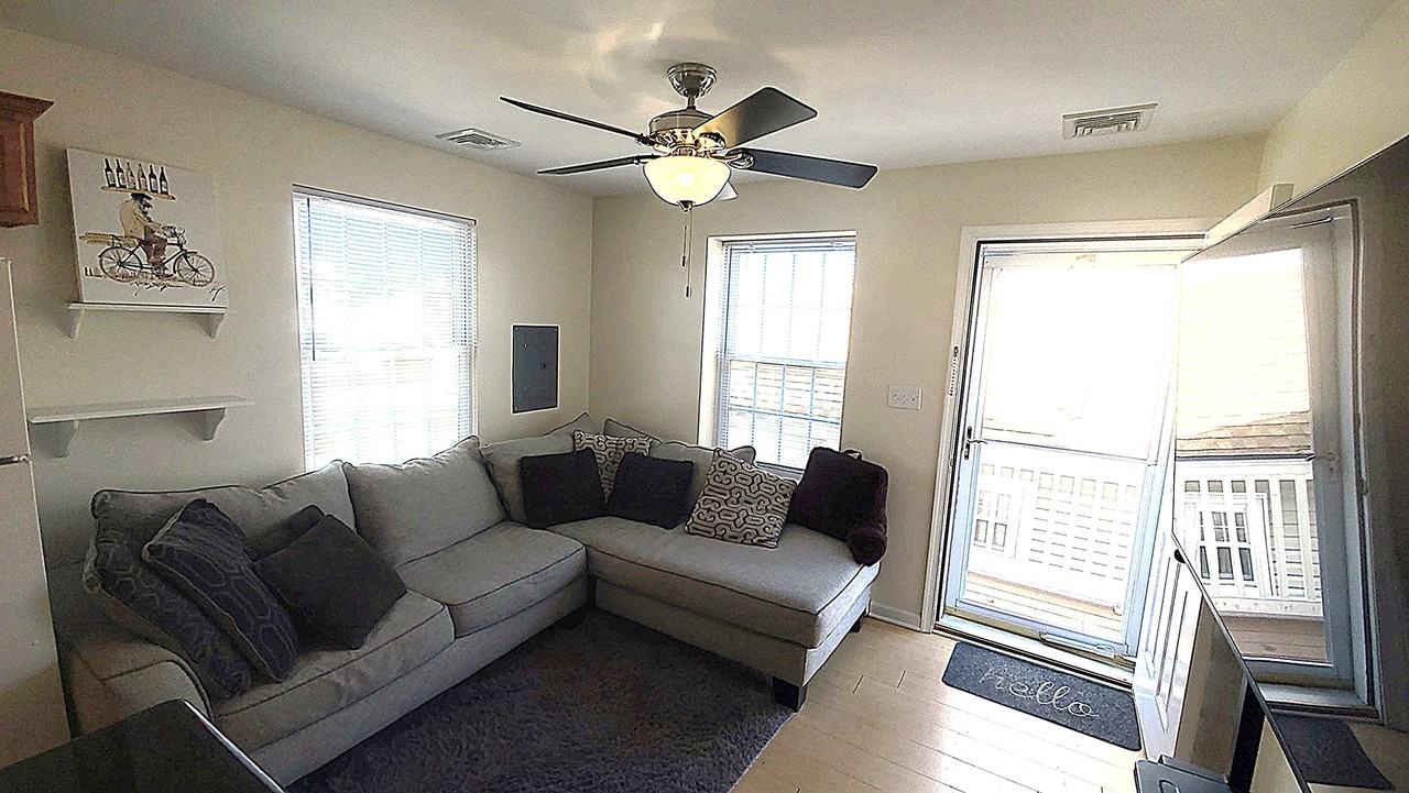 213 Sheridan Ave #NA - Photo 5 of 18