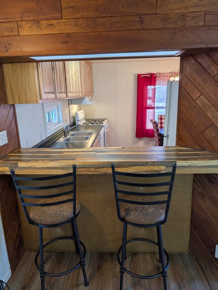 601 Dallas Rd #NA - Photo 5 of 19