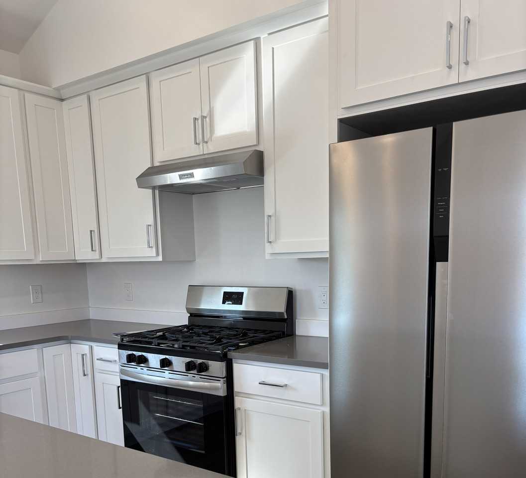 312 S Halcyon Rd #C - Photo 6 of 18