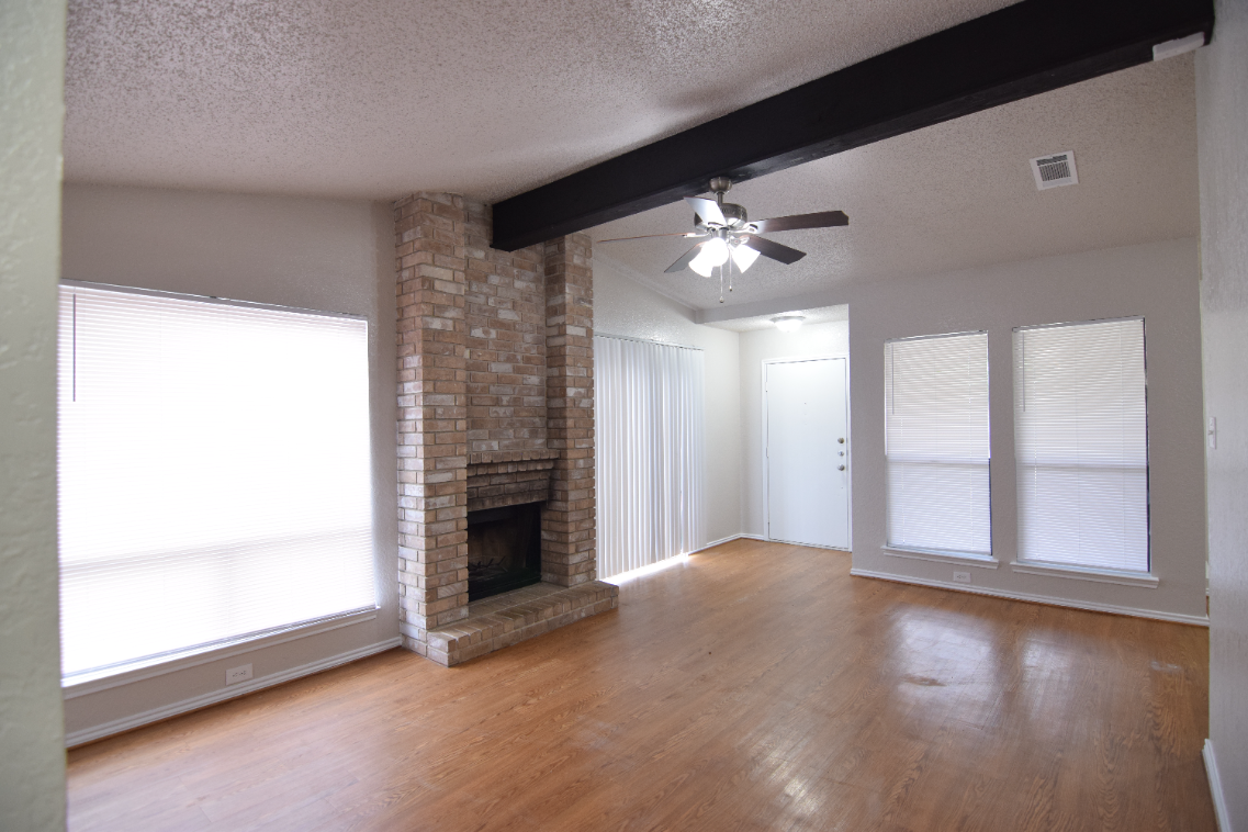 5201 Colonel Travis St #NA - Photo 7 of 19