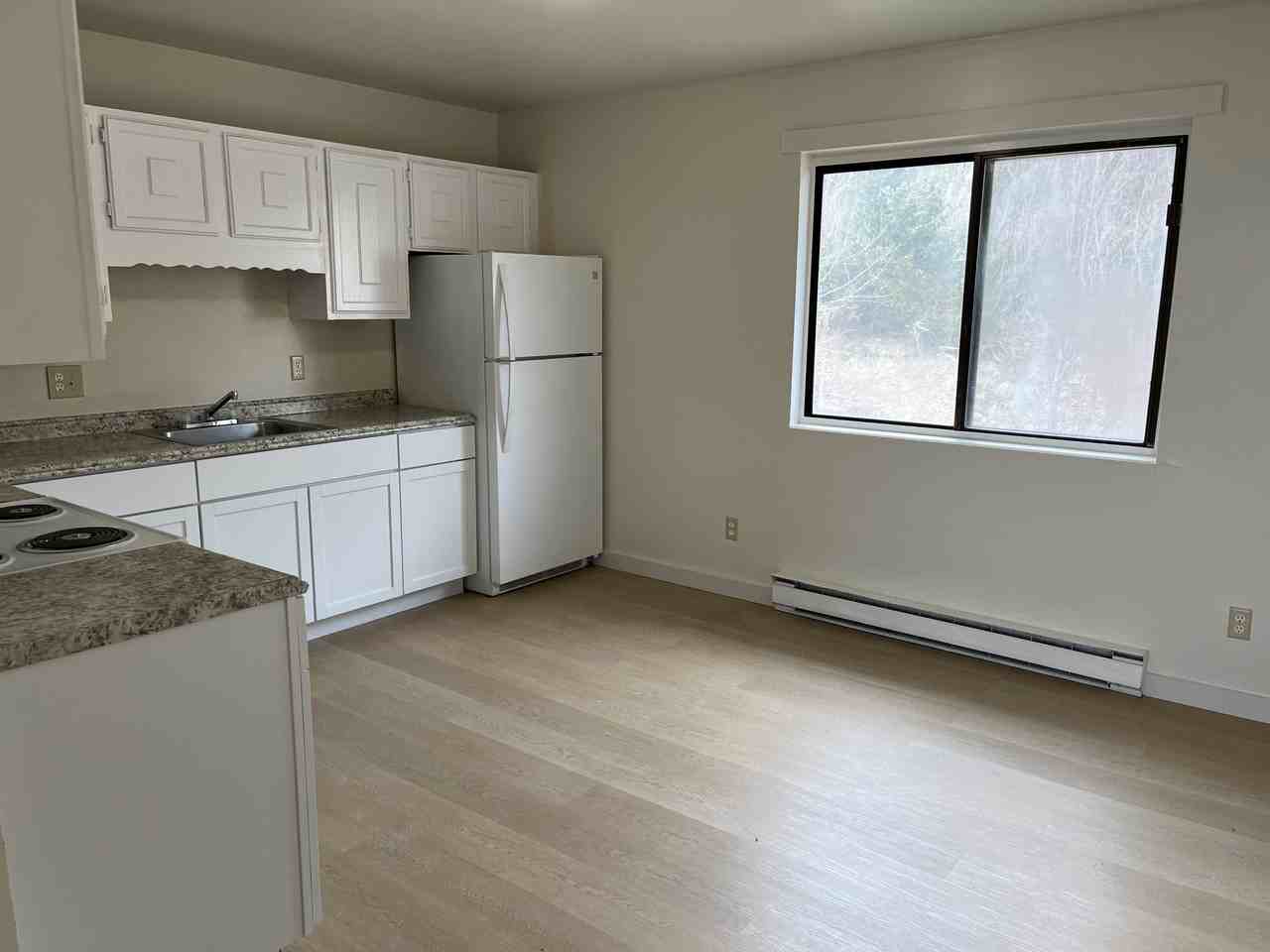 131 Macarthur Ave #37 - Photo 2 of 15