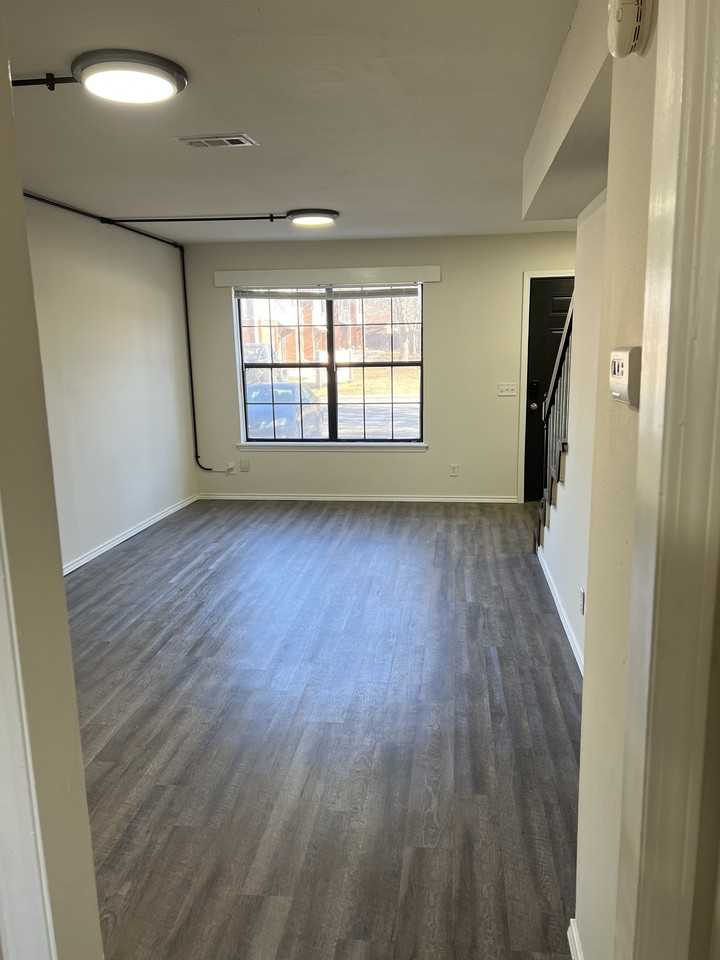 1221 Apple Glen St #1221 - Photo 7 of 23