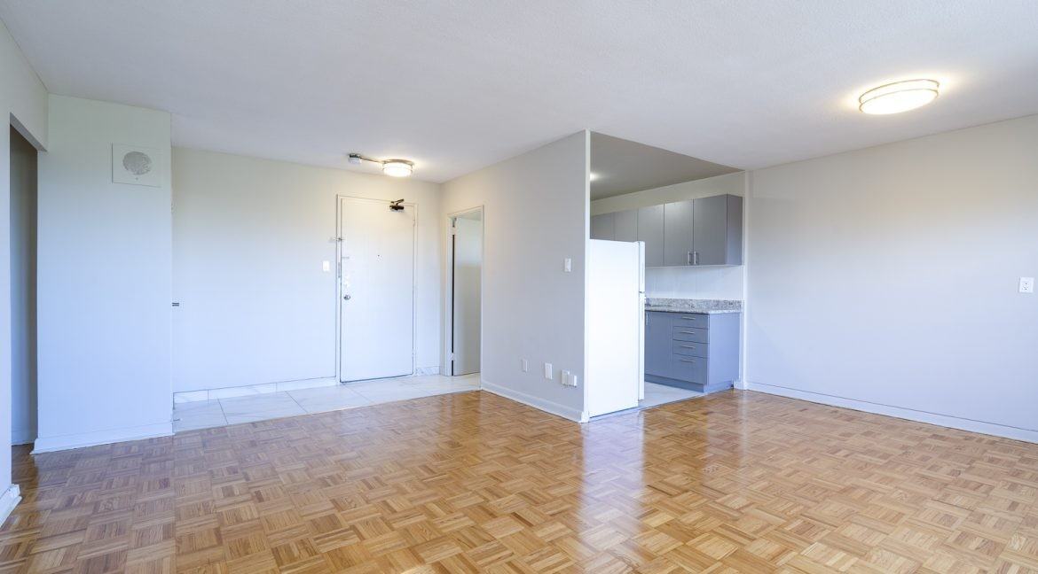 150 Culford Road - Photo 3 of 14