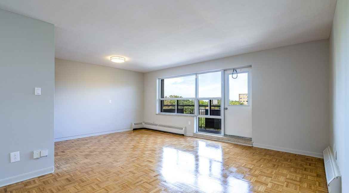150 Culford Road - Photo 2 of 14
