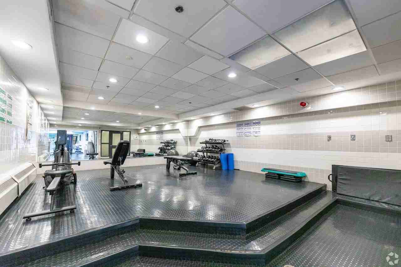 Richmond Place - Photo 5 of 50