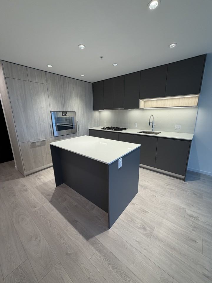 6200 Minoru Boulevard #1303 - Photo 5 of 17