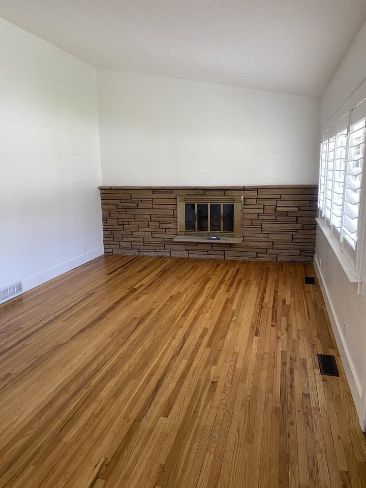 4364 S 2950 E #1 - Photo 3 of 14