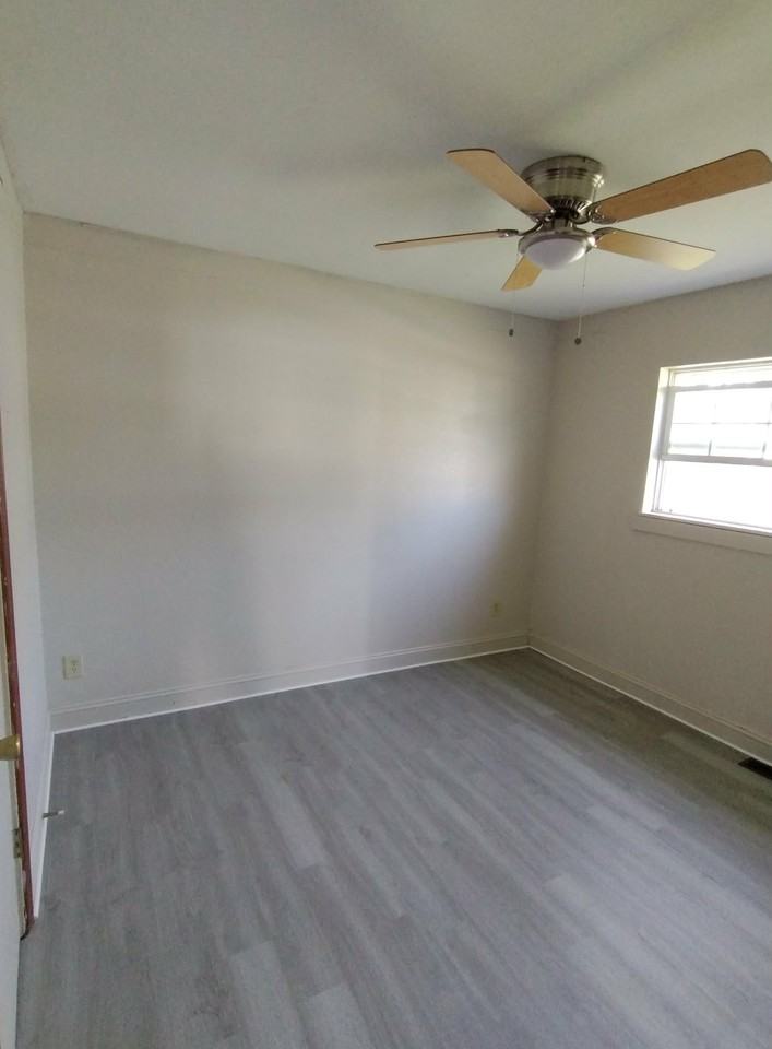 2638 Norwalk St - Photo 6 of 10