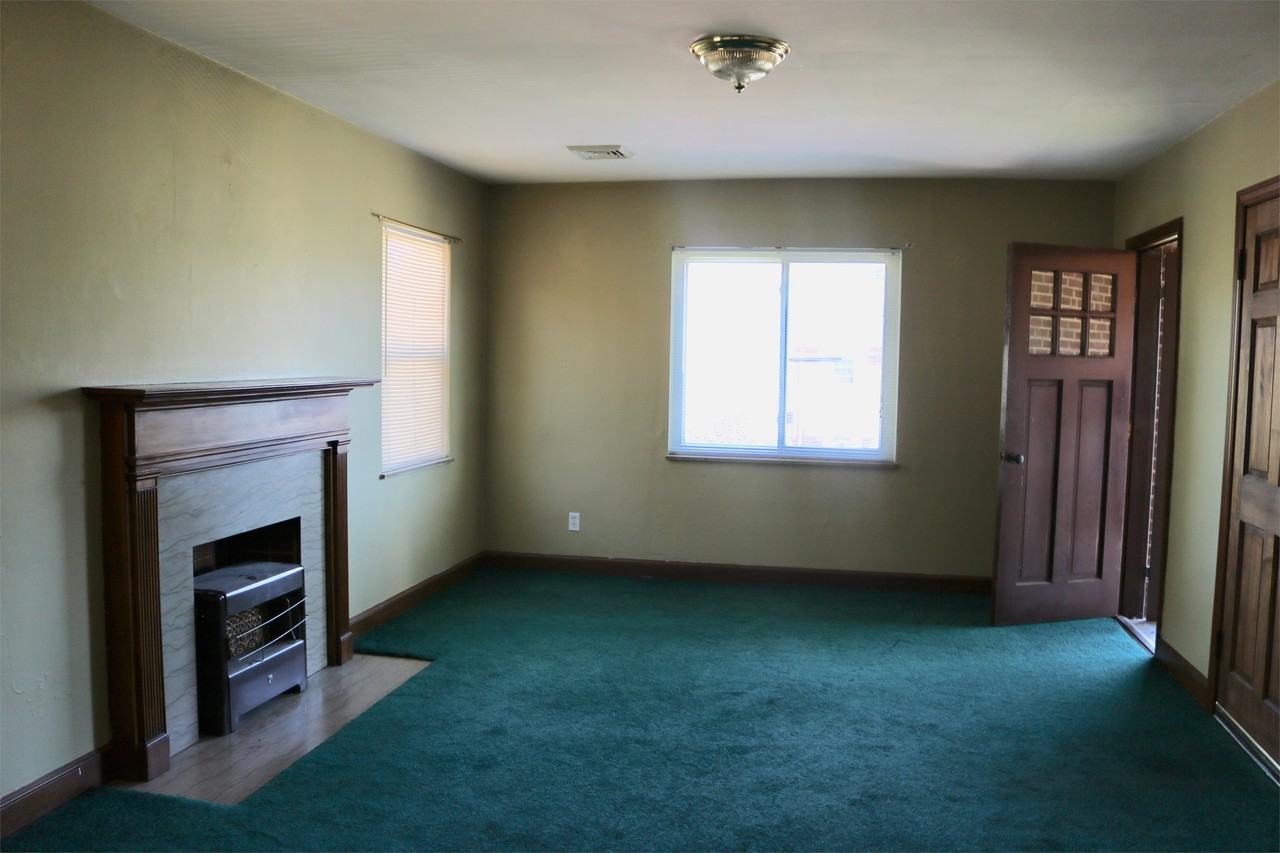 1311 Huntington Ave #2 - Photo 2 of 9