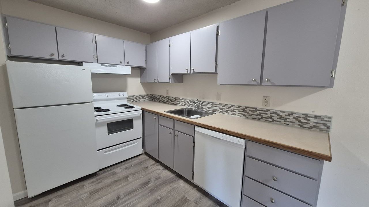 3430 Sw Alice St #35 - Photo 2 of 10