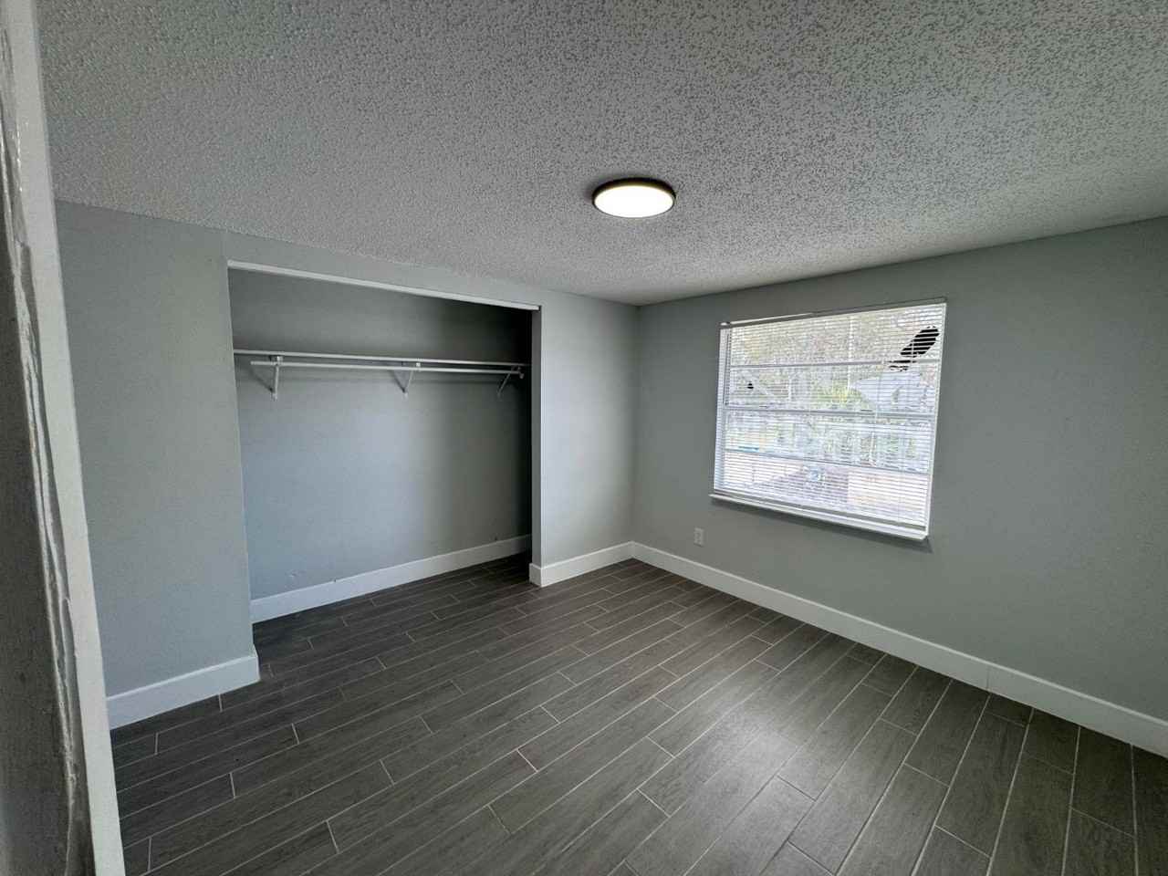 13701 NORTH 21ST STREET - Photo 3 of 9