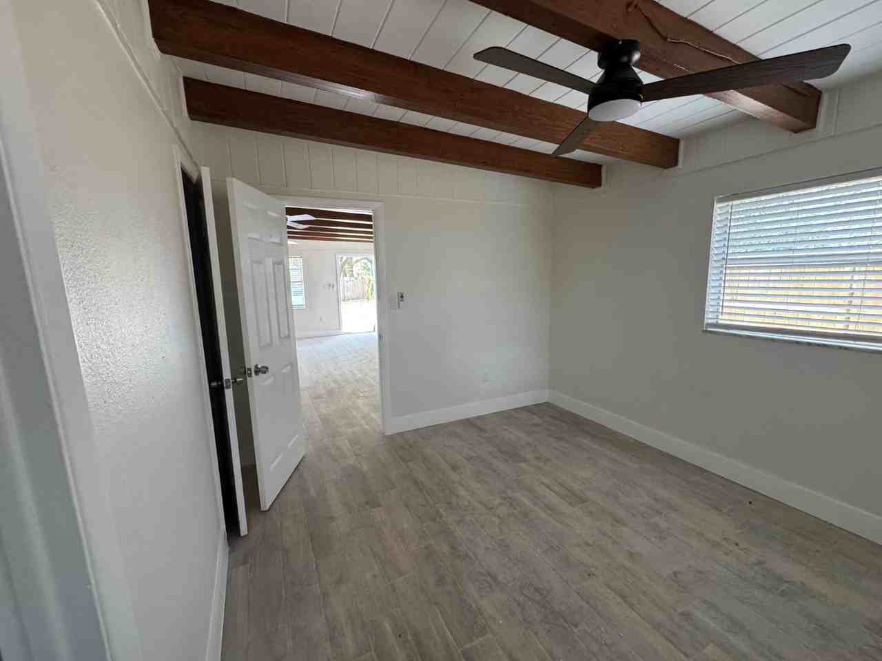 PK3 - 1218 E138TH AVE - Photo 3 of 4