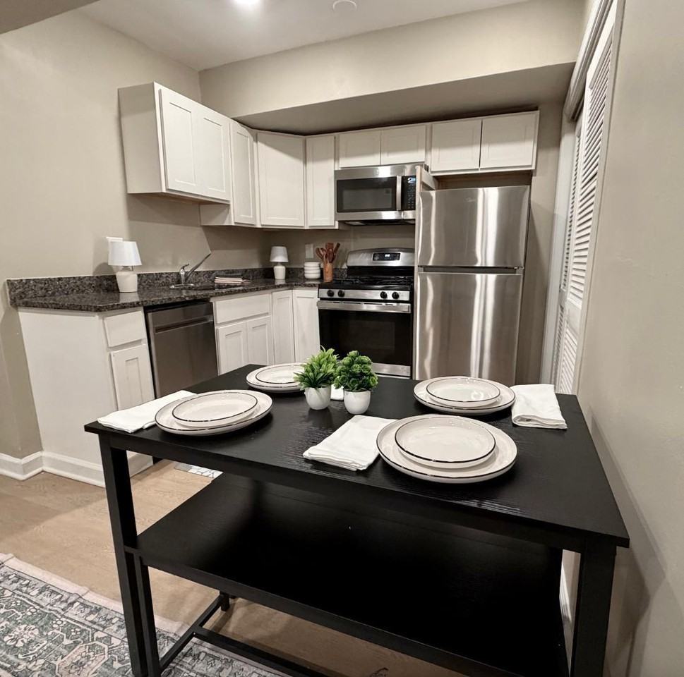 714 Park Rd Nw - Photo 2 of 8