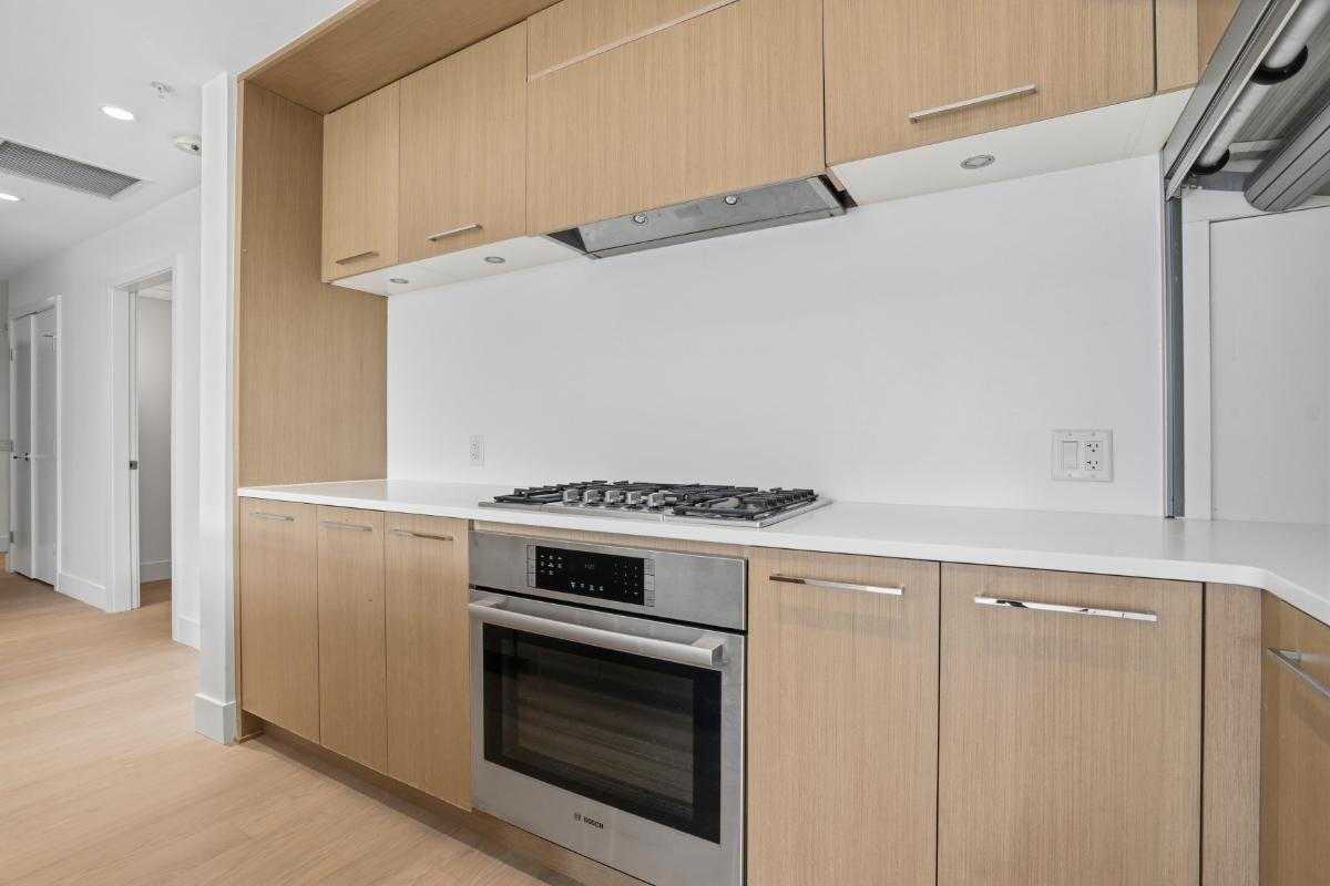 5115 Cambie Street #2xx - Photo 2 of 21