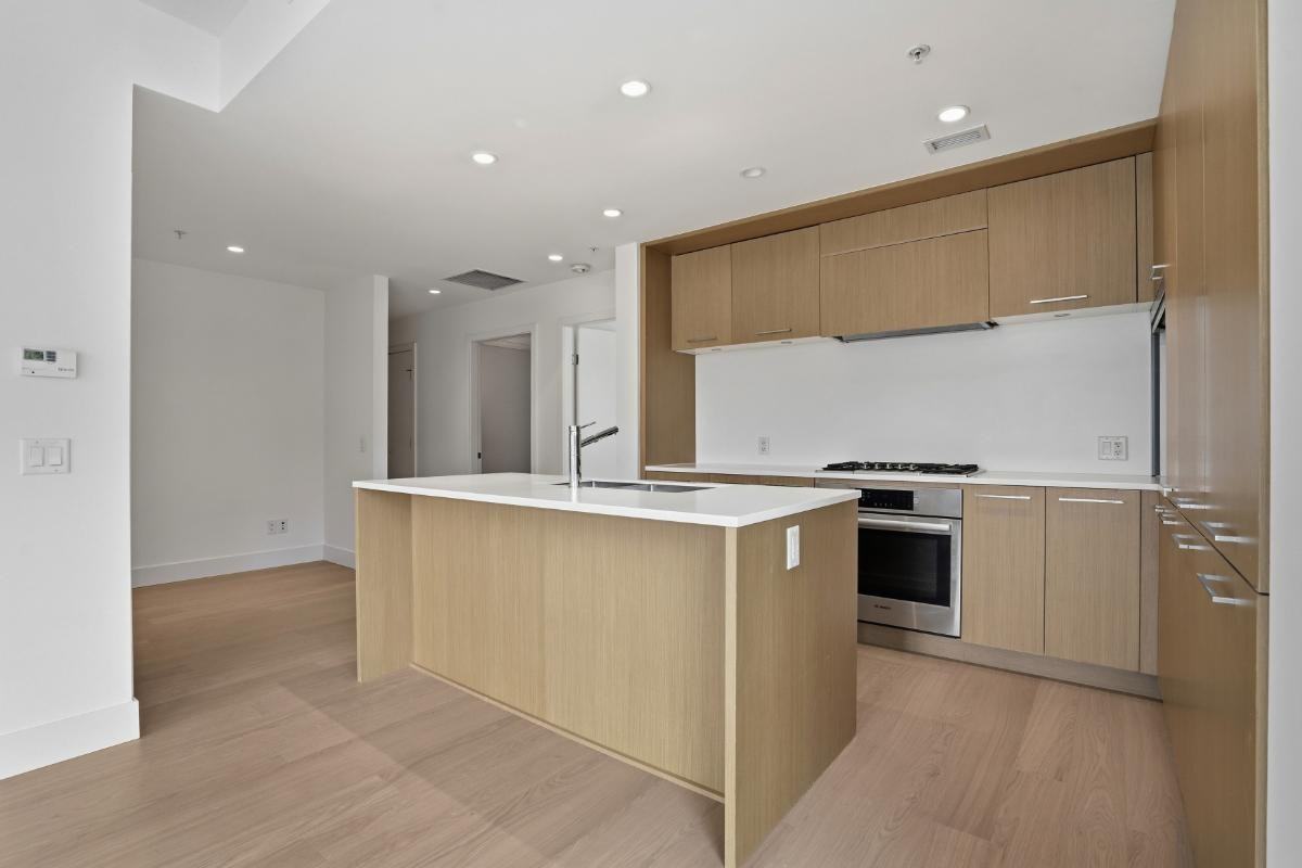 5115 Cambie Street #2xx - Photo 5 of 21