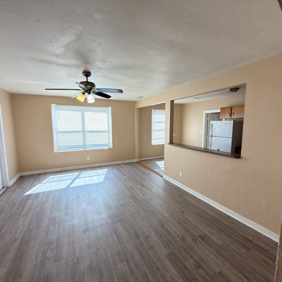 2621 18th St S #1 - Photo 3 of 15