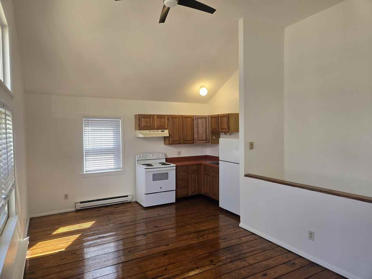 9 Suncrest Ct #9 - Photo 2 of 17