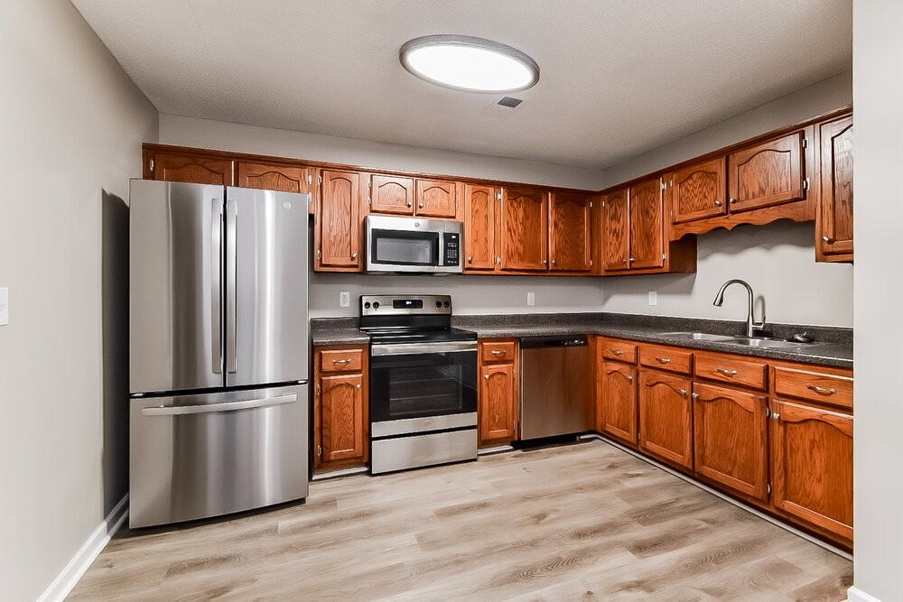 1607 Central Trails Dr - Photo 6 of 17