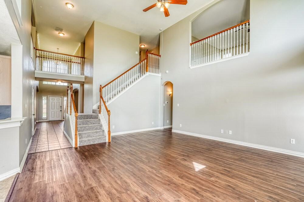 2922 Brahman Dr - Photo 5 of 17