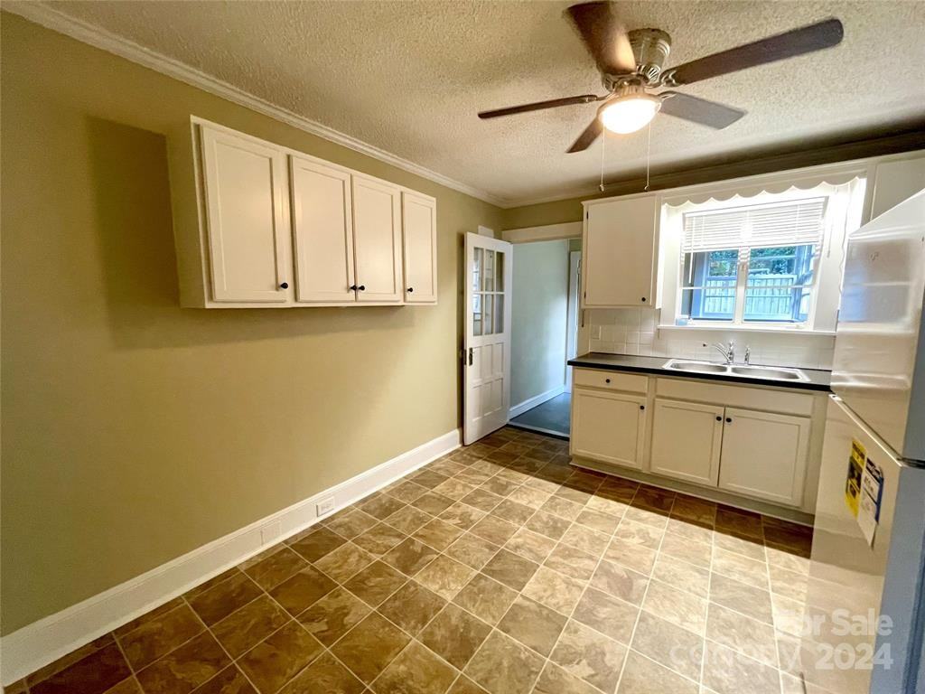 338 Magnolia St Nw #1 - Photo 4 of 9