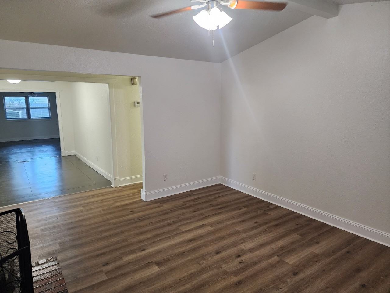 807 S Jones Ln #1 - Photo 4 of 26