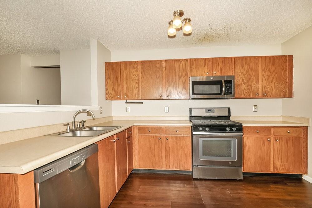 14428 Black Farm Dr - Photo 7 of 16