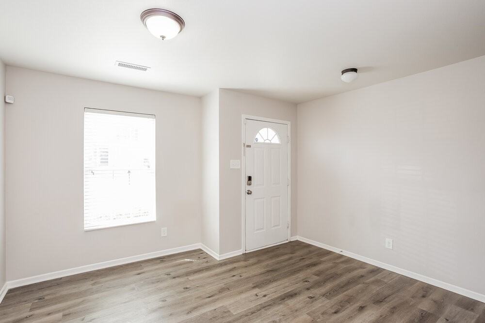 1109 Swearngan Ridge Ct - Photo 5 of 17