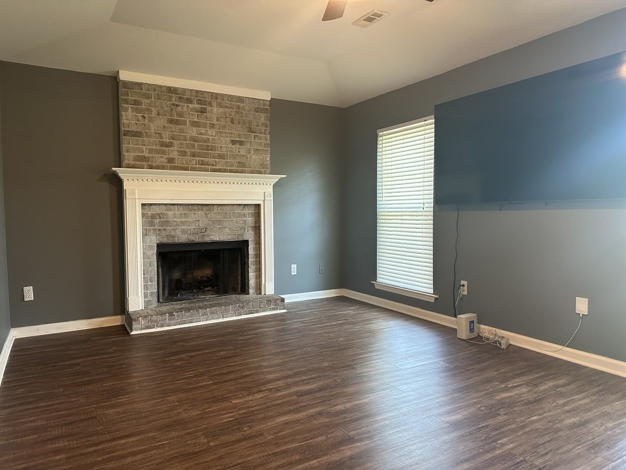 209 Brighton Woods Dr #1 - Photo 4 of 31