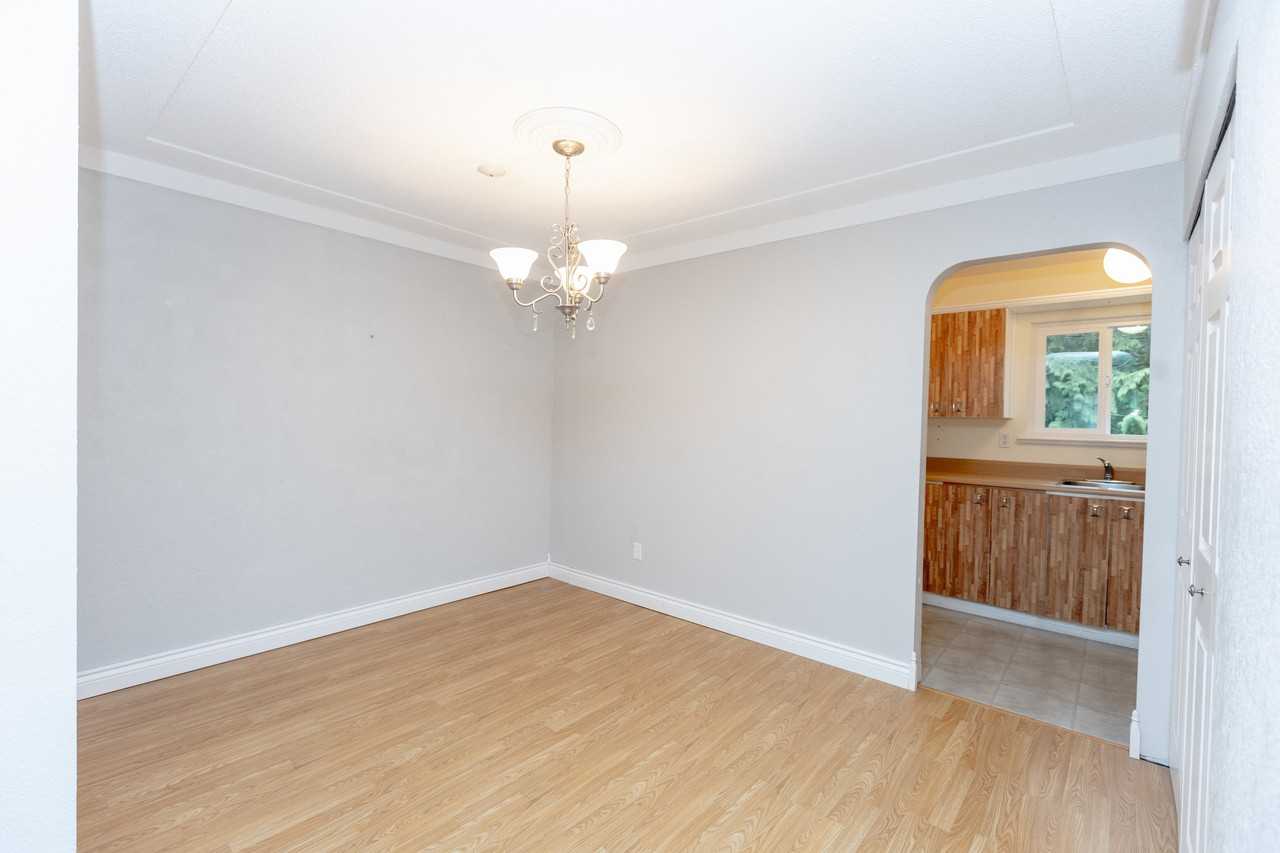 322 Village Way E Unit 6 #6 - Photo 2 of 13