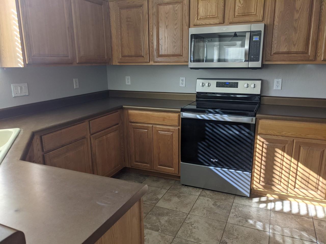 1711 W Wilson Ave #1 - Photo 5 of 22