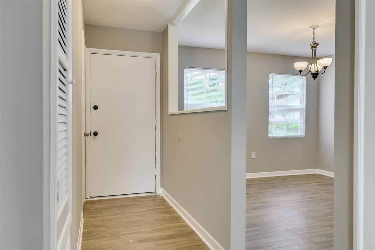 3606 Cameron Dr #1 - Photo 2 of 33