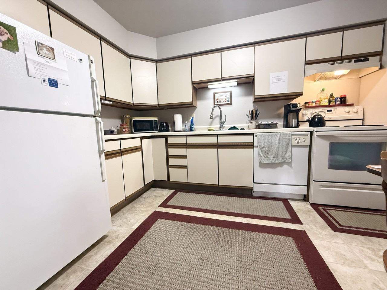 913 Acewood Blvd-214 #214 - Photo 3 of 22