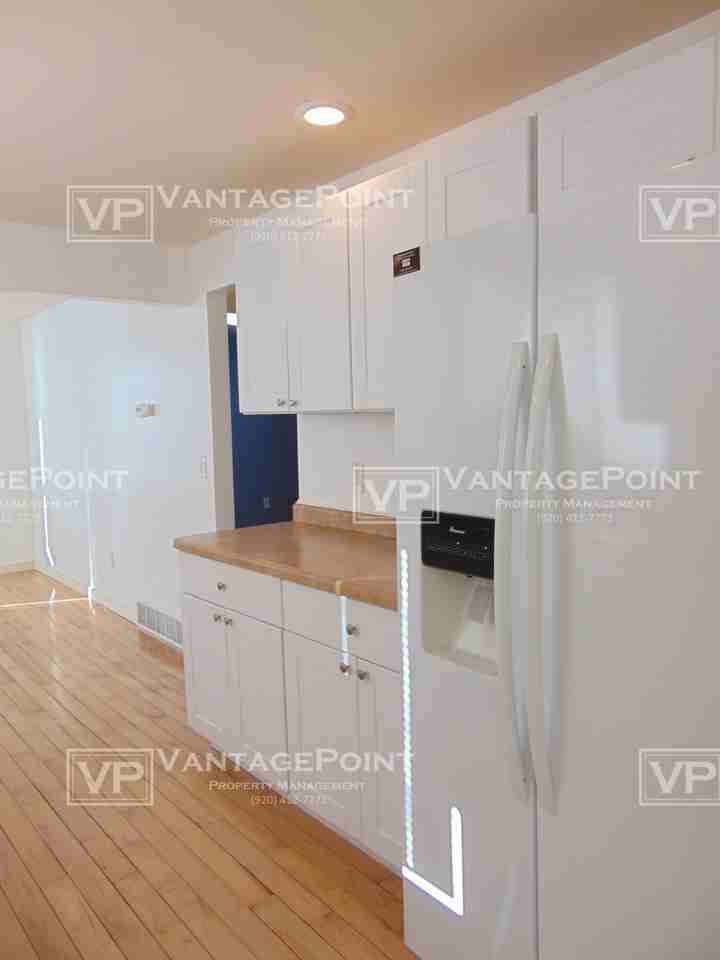 226 Perkins Ave #1 - Photo 4 of 19