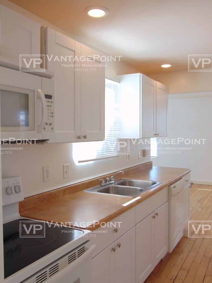 226 Perkins Ave #1 - Photo 5 of 19