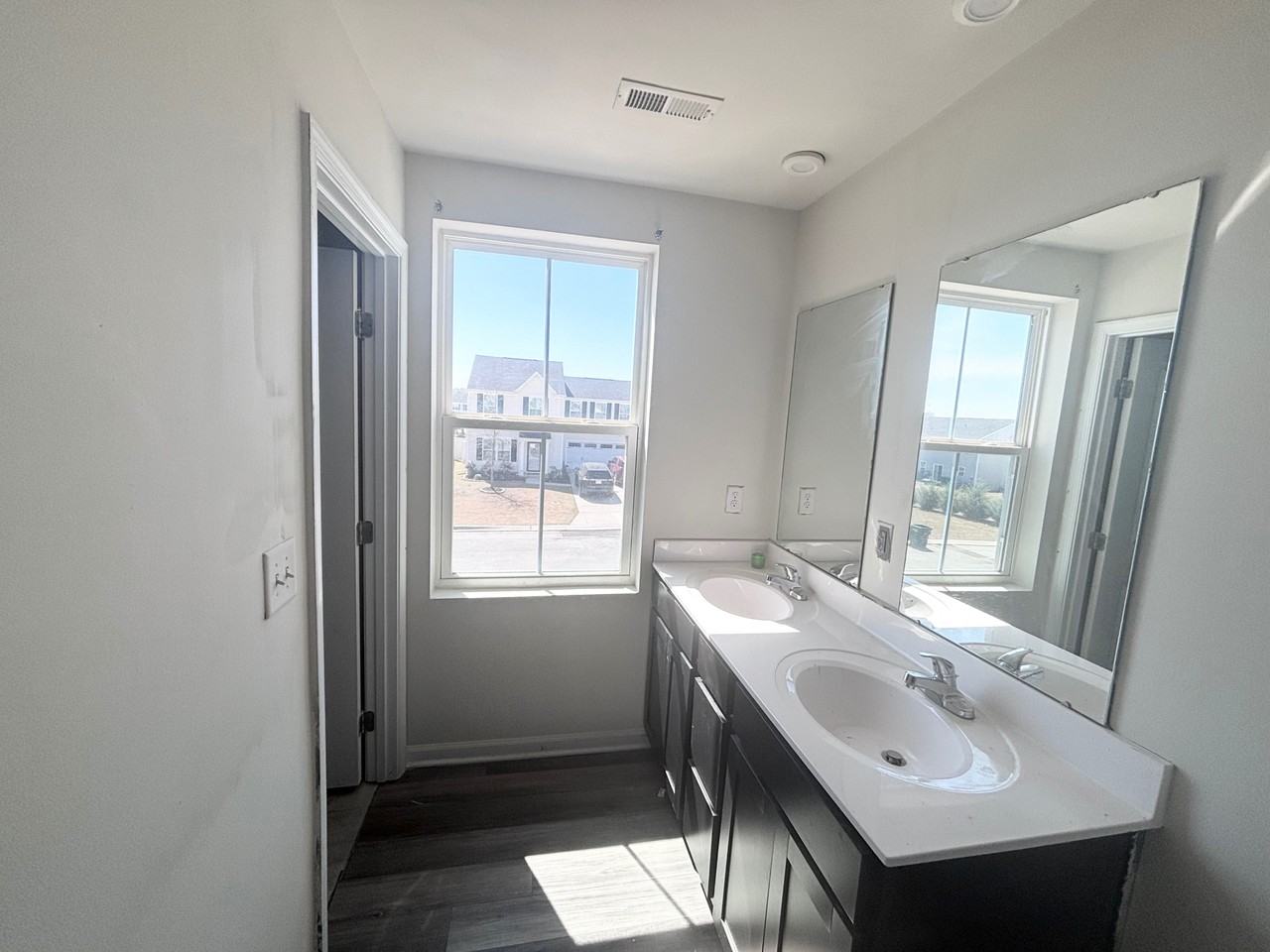 184 Browband St - Photo 3 of 4