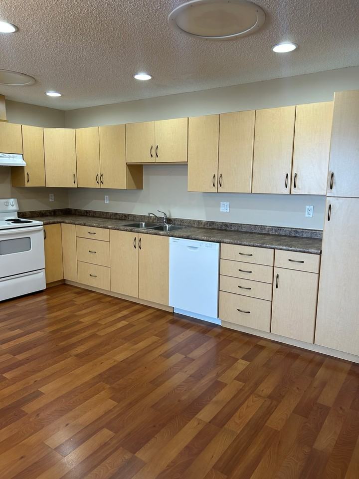 8112 96 Ave #1 - Photo 2 of 10