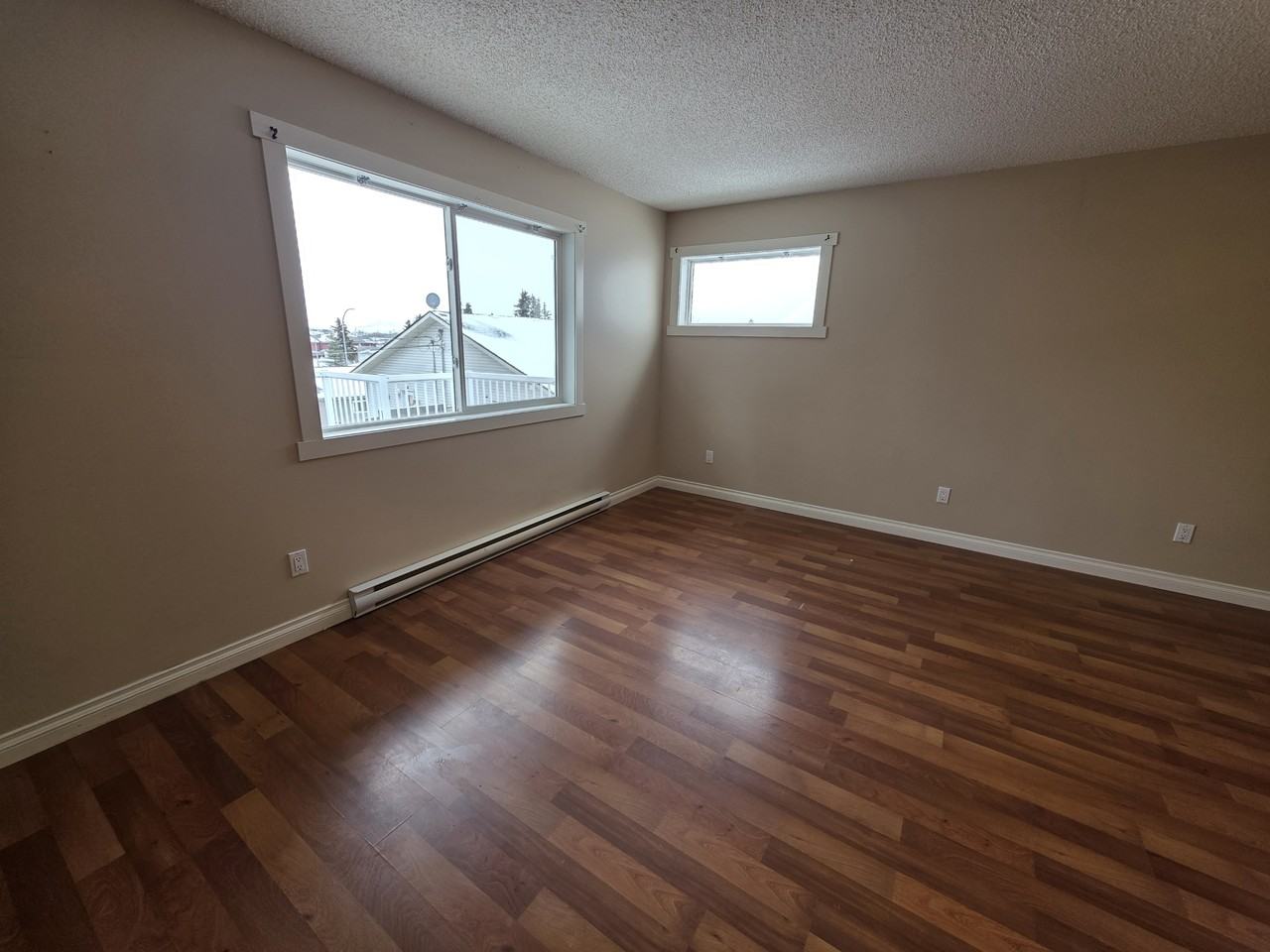 8112 96 Ave #1 - Photo 3 of 10