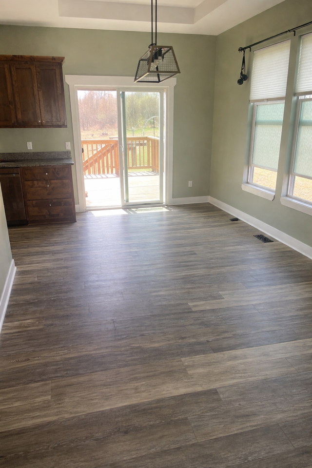 1010 Deer Run #1 - Photo 4 of 31