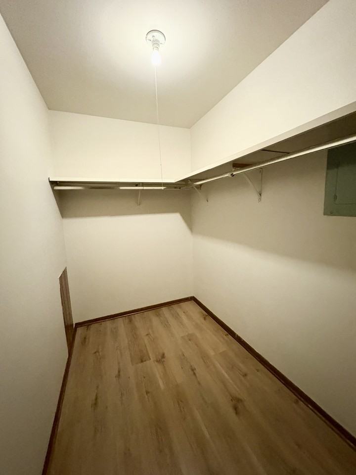 2500 Pheasant Ridge Trl #2500-27 - Photo 3 of 20