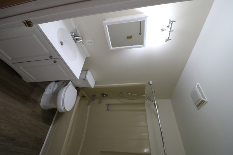 4 Waldron Ln #1 - Photo 5 of 10