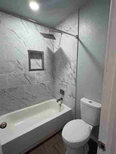 3103 Ne Kingsbriar Dr #1 - Photo 7 of 10