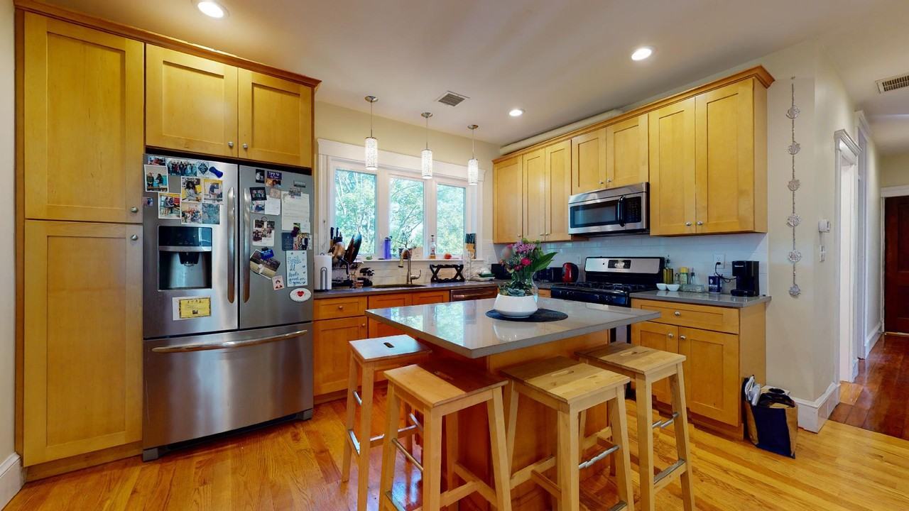 71 Williams St #2 - Photo 2 of 26