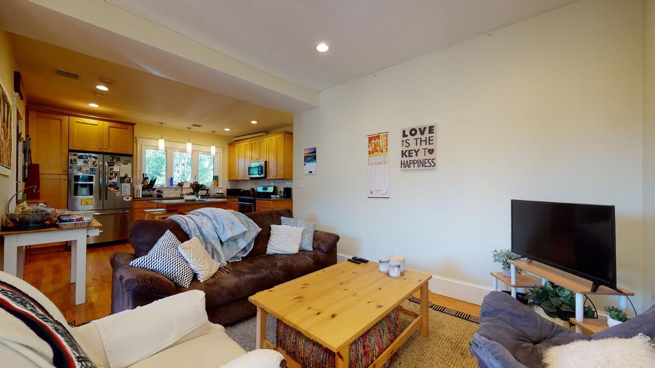 71 Williams St #2 - Photo 6 of 26