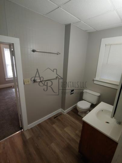 103 W Mead St #1 - Photo 7 of 8