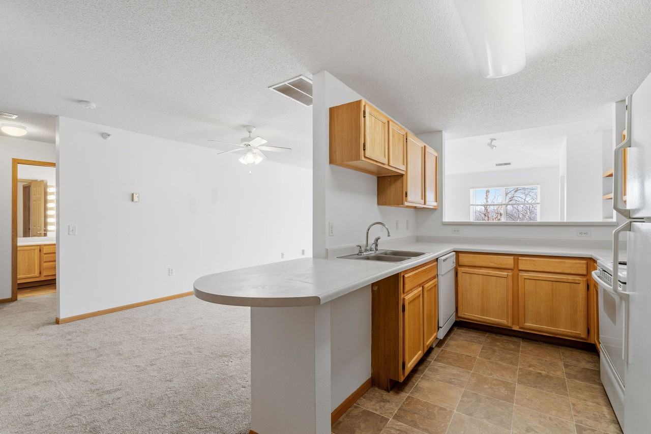 12625 Germane Ave #25-09 - Photo 6 of 21