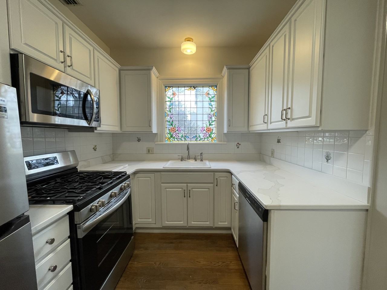 3417 Plymouth Pl #1 - Photo 4 of 27