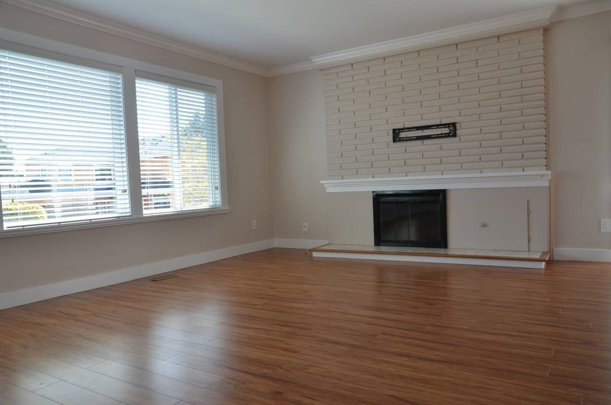 7251 Parry St Fl Second #2ndFL - Photo 2 of 12