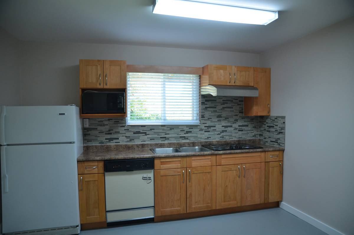 7251 Parry St Fl Second #2ndFL - Photo 4 of 12