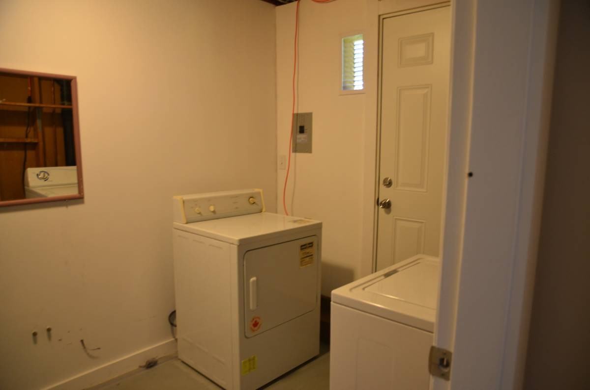 7251 Parry St Fl Second #2ndFL - Photo 6 of 12